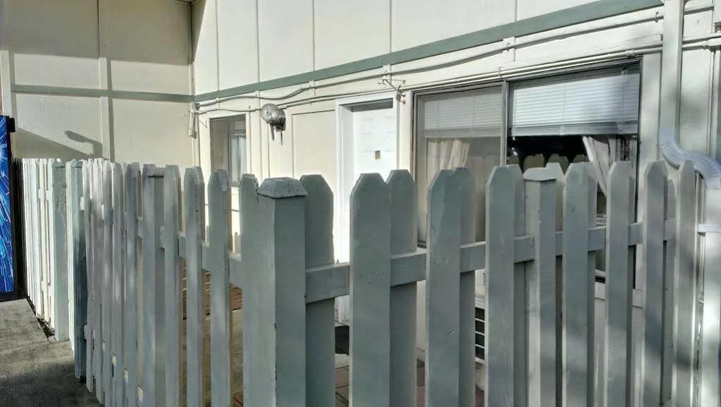 Motel Puyallup Kültér fotó